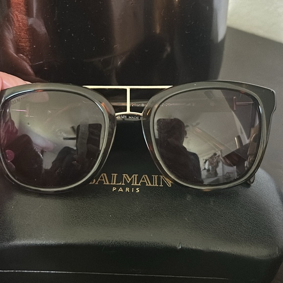 Balmain Sunglasses - Picture 2 of 6